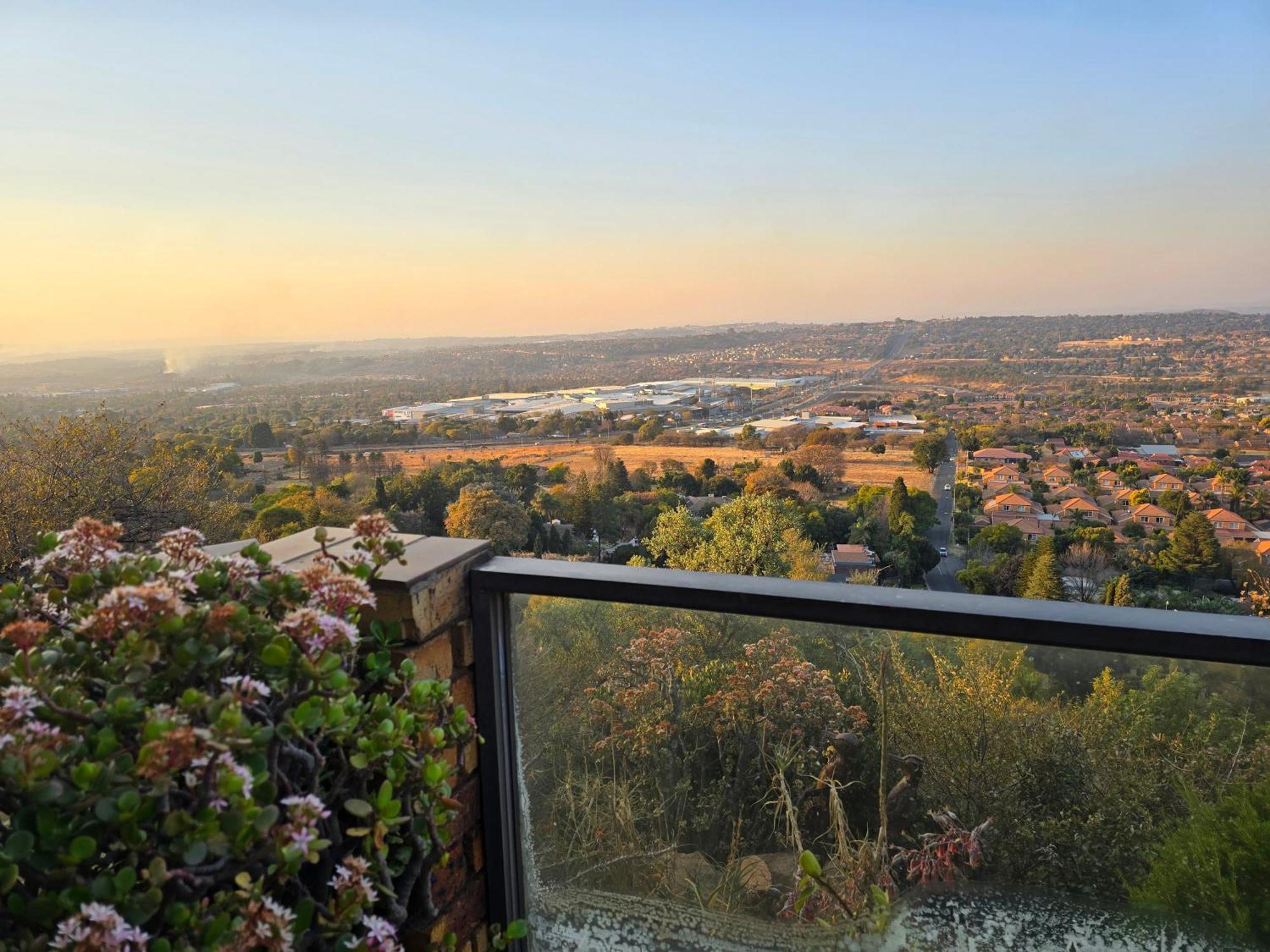 180 Degrees View On The Kloof Villa Randburg Esterno foto